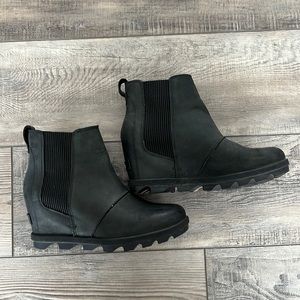 SOREL WOMEN'S JOAN OF ARCTIC WEDGE II CHELSEA BOOTIE